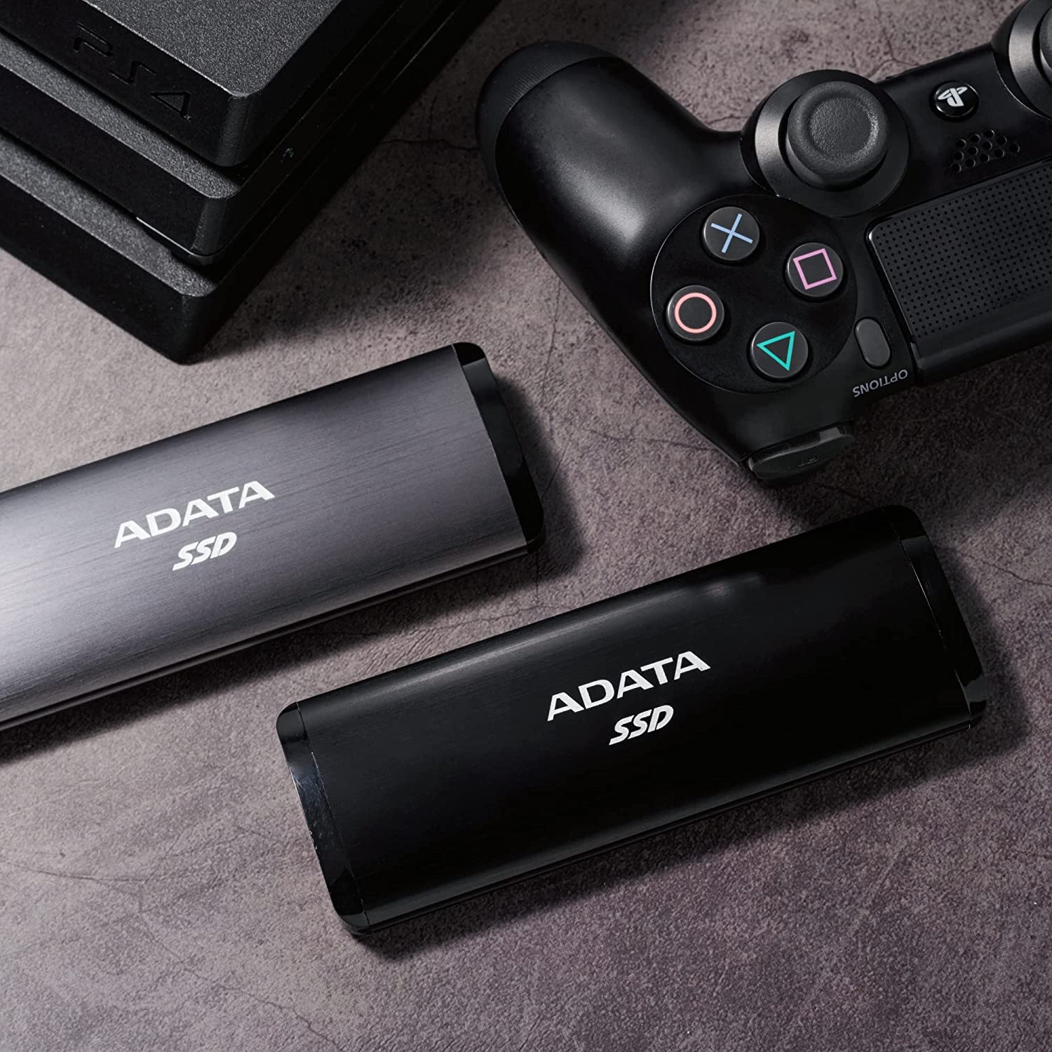 ADATA SE760 512GB SuperSpeed USB 3.2 Gen 2 USB-C Up to 1000 MB/s External Portable SSD Gray  (LNC)