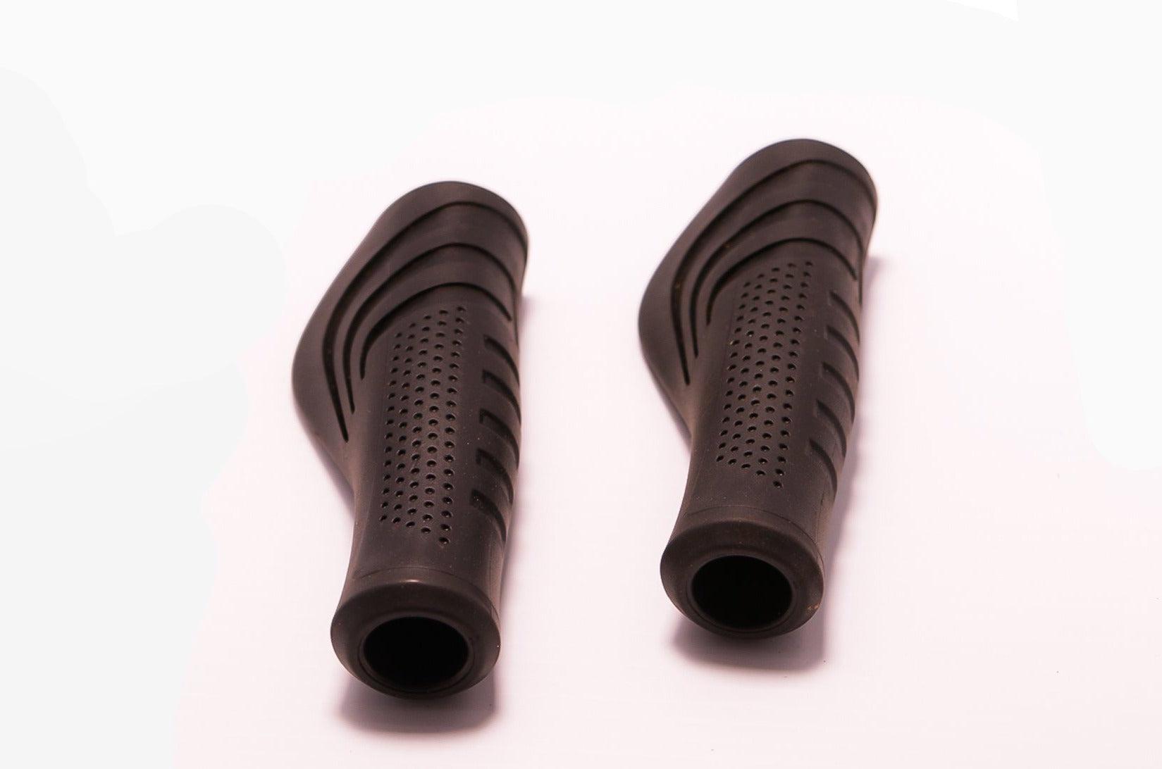 1Pair Bicycle Handlebar Grips, Ergonomic Design Rubber Anti-Slip Cycling Hand Grip Protector - e4cents